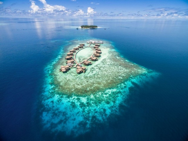 Maldives is so gorgeous that you will instantly forget the Bahamas